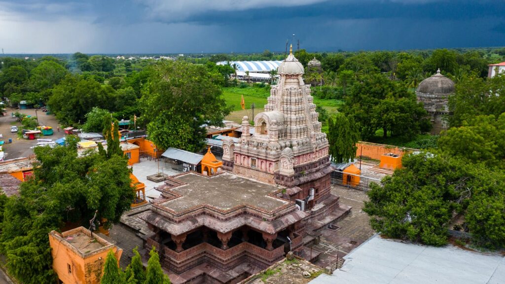 10. Grishneshwar Jyotirlinga Temple – A Testament of Devotion